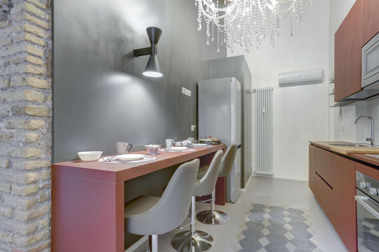 Colosseo Apt Laterano 85 - Home And More Rzym Zewnętrze zdjęcie