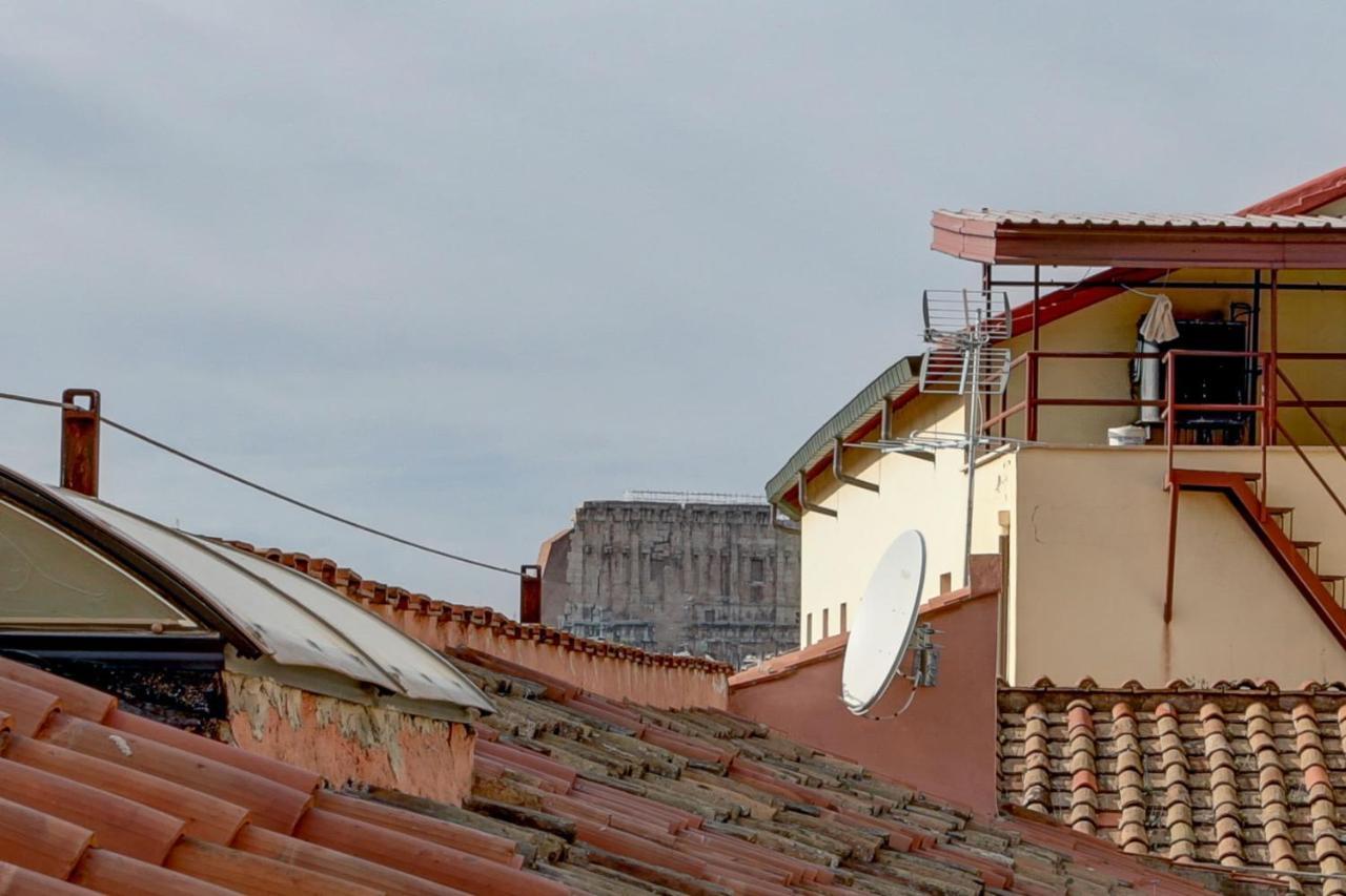 Colosseo Apt Laterano 85 - Home And More Rzym Zewnętrze zdjęcie